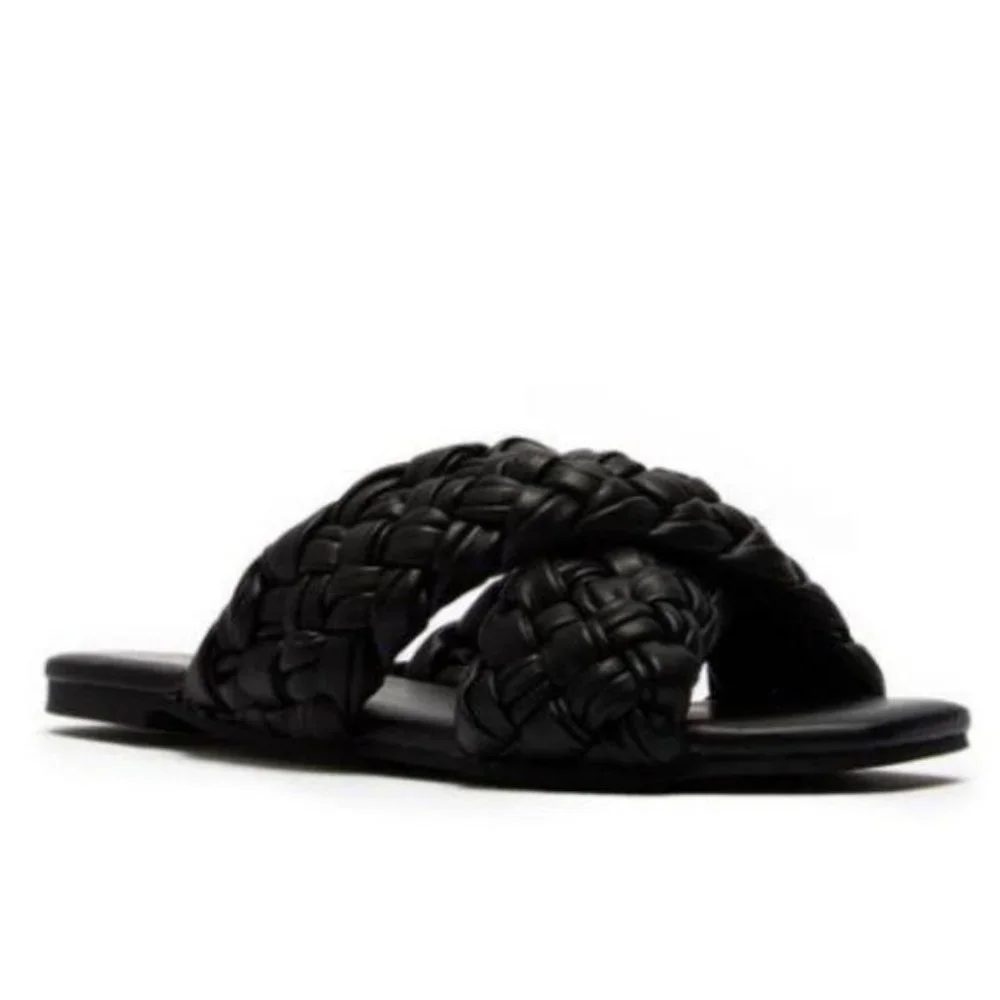 !! NEW !! Braided Slide Sandals in Black - Picture 2 of 4